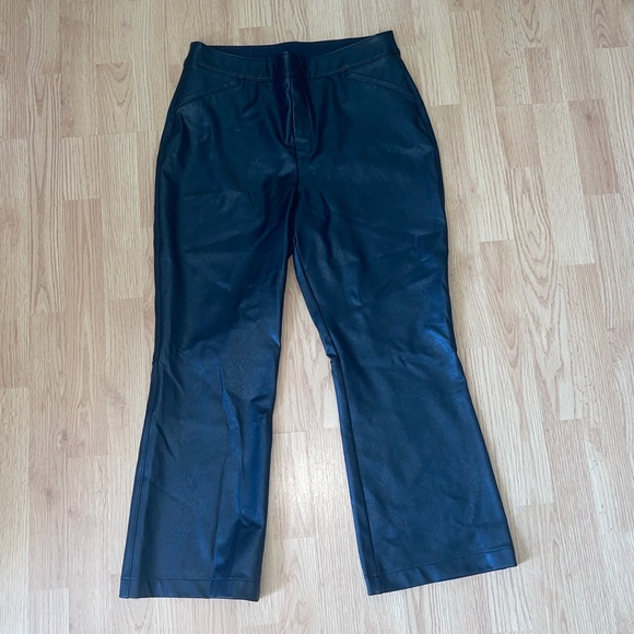 SPANX Black Faux Leather Cropped Pull On Flare Pants Size XL - Picture 3 of 9
